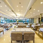 Sisus Marina 4*