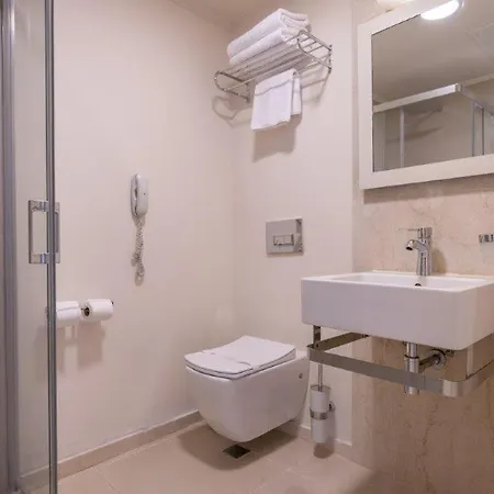 Sisus Marina Hotell