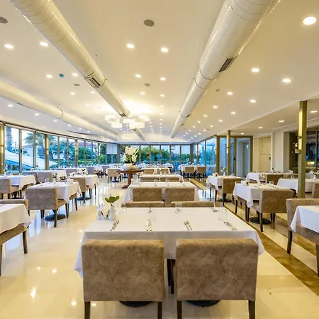 Sisus Marina 4*