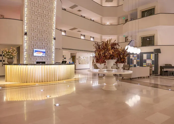 Hotell Sisus Marina Çeşme