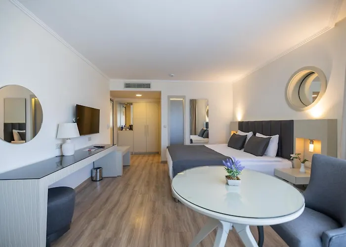 Hotell Sisus Marina Çeşme