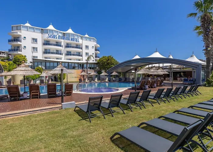 Hotell Sisus Marina 4*