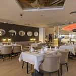 Hotel Sisus Marina Cesme