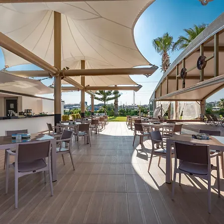 Hotel Sisus Marina
