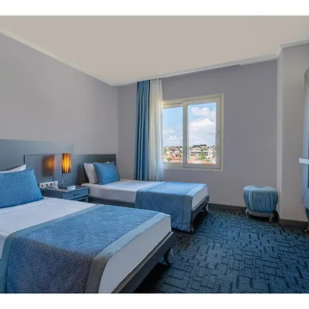 Sisus Marina 4* Çeşme