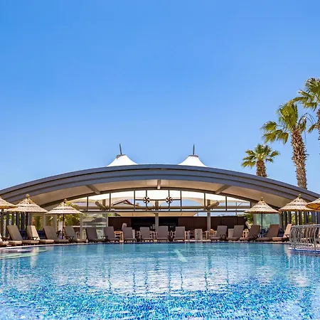 Sisus Marina Szálloda 4*