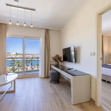 Szálloda Sisus Marina 4*