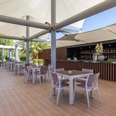 Sisus Marina 酒店 Çeşme