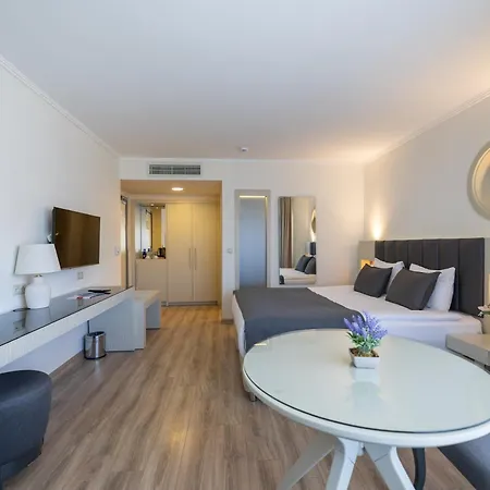酒店 Sisus Marina Çeşme