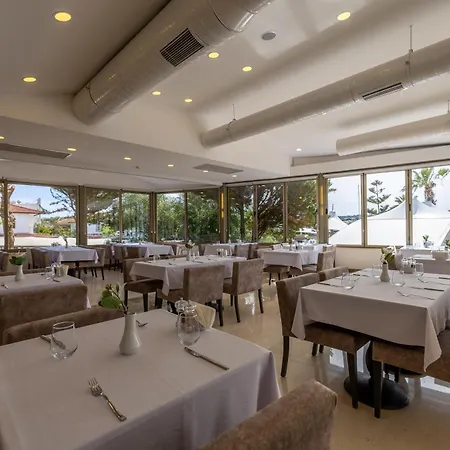 Sisus Marina 酒店