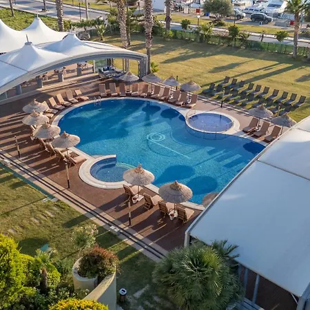 Szálloda Sisus Marina 4*