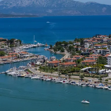 Sisus Marina 酒店 Çeşme