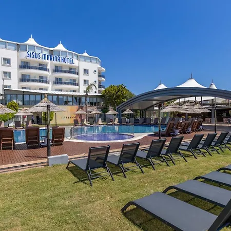 酒店 Sisus Marina 4*