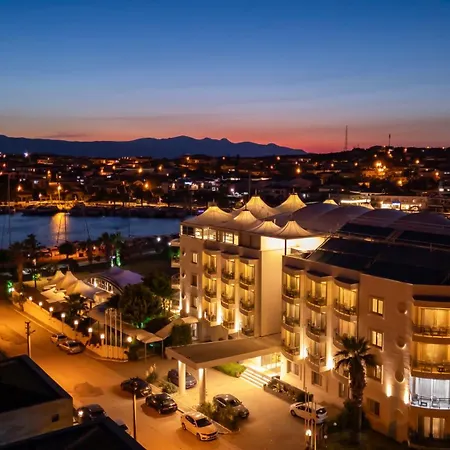 Sisus Marina 酒店 Çeşme