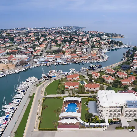 Sisus Marina