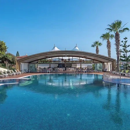 酒店 Sisus Marina 4*