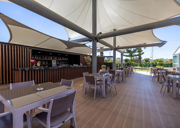 Sisus Marina 酒店 Çeşme