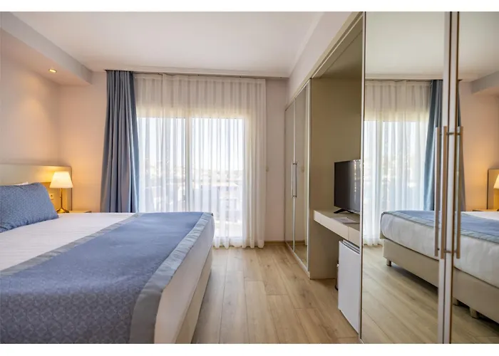 Sisus Marina 4* Çeşme