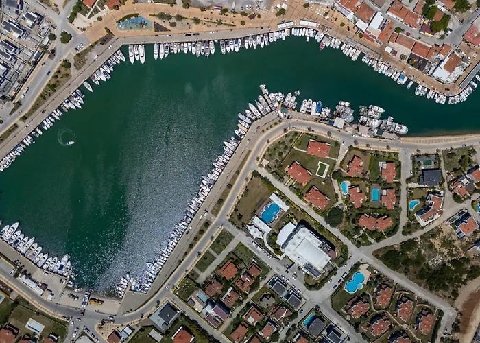 酒店 Sisus Marina Çeşme